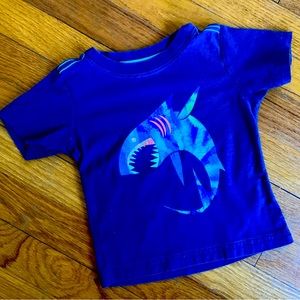 Tea Collection shark tee